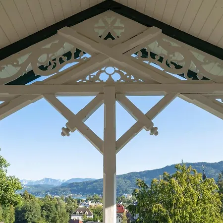 Bella Vista Apartment *