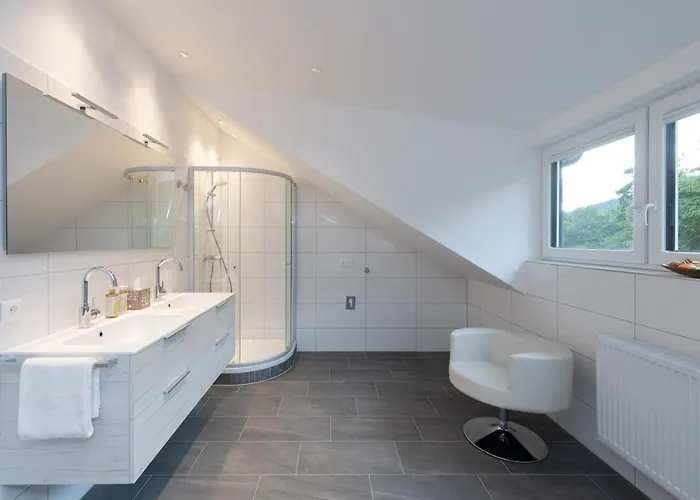 Bella Vista Apartment *